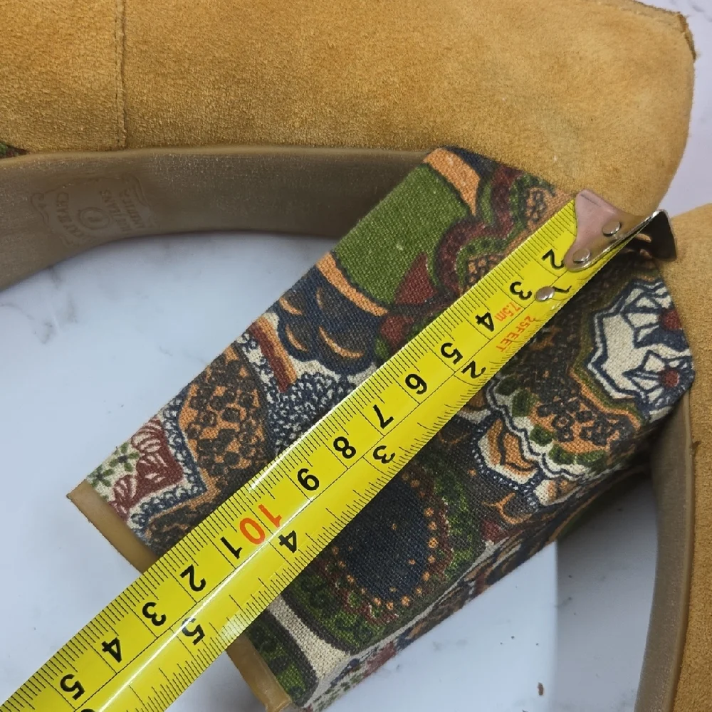 Lucky Brand Yellow Suede Platform Heels Size 7.5 - Picture 8 of 15